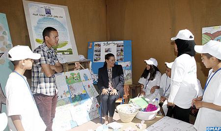 April 28,2014: The Taib Lmrini School participates in preserving the Marrakech palm grove